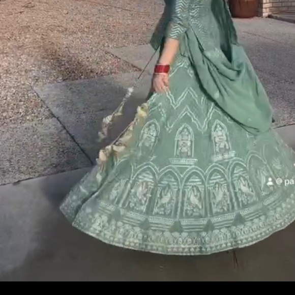 Indian Lengha for sale - Picture 4 of 11